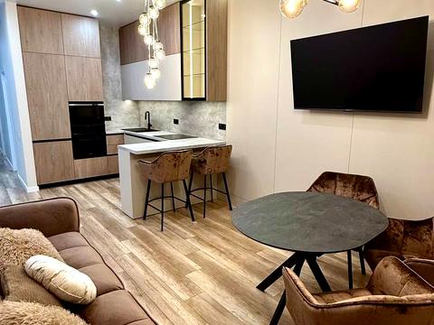 квартира по адресу Вышгородская ул., 45/11