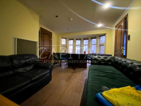 комерційна за адресою Басейна вул., 14