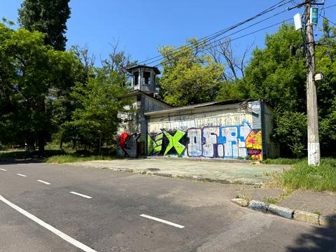 комерційна за адресою Фонтанська дорога вул. (Перекопской дивизии улица), 153