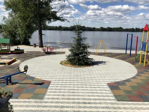 комерційна за адресою Приозерна, 16