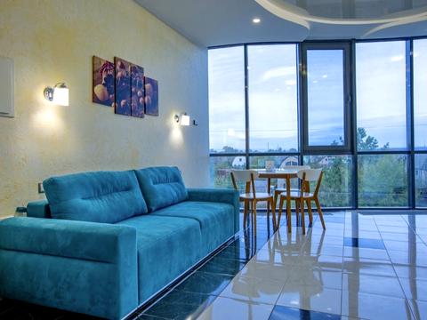 комерційна за адресою Приозерна, 16