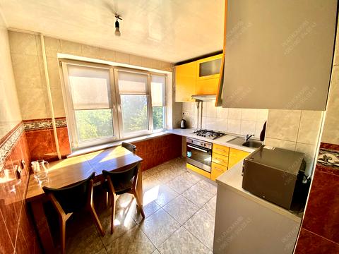 квартира за адресою Леся Курбаса просп., 9