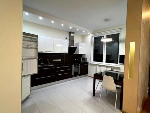 квартира за адресою Володимира Івасюка просп. (Героїв Сталінграду), 4-А