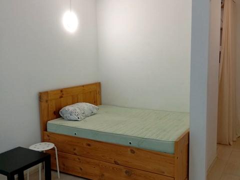 квартира за адресою Ревуцького вул., 40-В