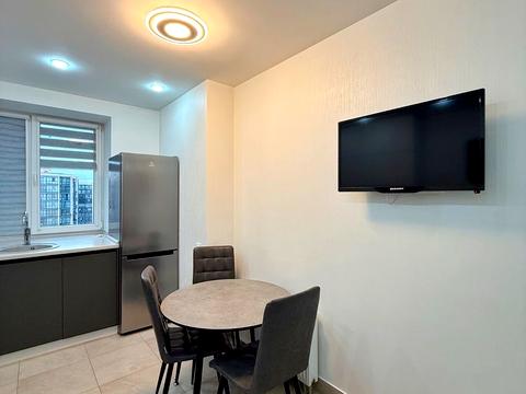 квартира за адресою Набережна Перемоги вул., 44