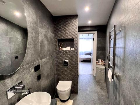 квартира за адресою Парусна вул. (Героїв Сталінграду), 13