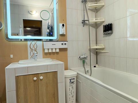 квартира за адресою Київ, Верховинна вул., 41