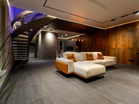 будинок за адресою Миколи Хвильового вул.