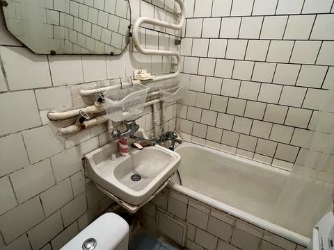 квартира за адресою Леоніда Каденюка просп. (Юрія Гагаріна), 3