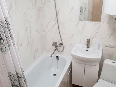 квартира за адресою Героїв Національної Гвардії України просп., 67