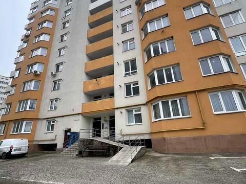 квартира по адресу Будівельників ул., 4