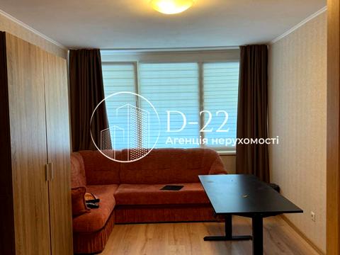 квартира за адресою Верховинна вул., 41