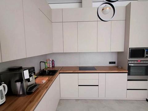 квартира за адресою Залізнична вул., 9Б