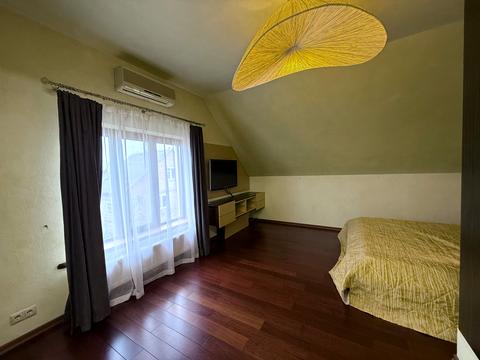 дом по адресу Деснянская ул.