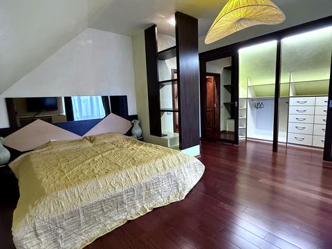 дом по адресу Деснянская ул.