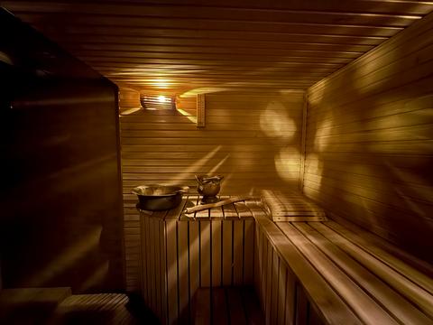 дом по адресу Деснянская ул.