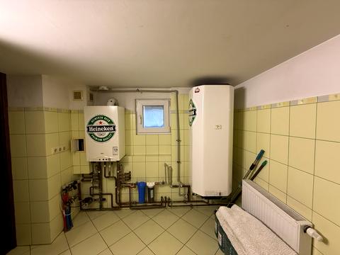 дом по адресу Деснянская ул.