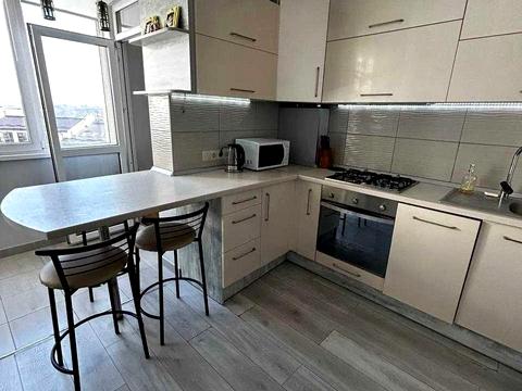 квартира за адресою Князя Святослава пл., 5