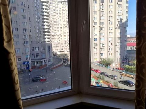 квартира за адресою Одеса, Середньофонтанська вул., 19-А