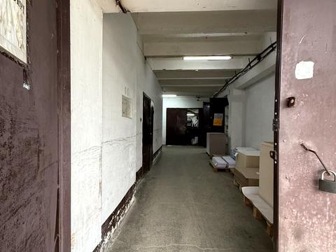 комерційна за адресою Богдана Хмельницького вул., 81б