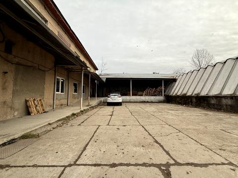 комерційна за адресою Богдана Хмельницького вул., 81б