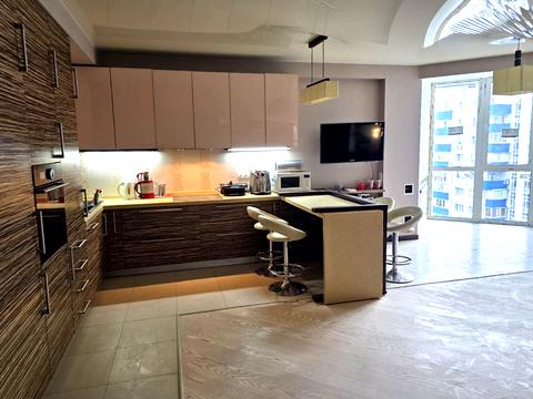 квартира за адресою Яни Червоної вул., 11а