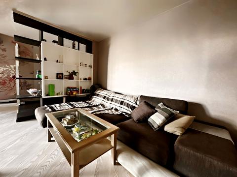 квартира за адресою Яни Червоної вул., 11а