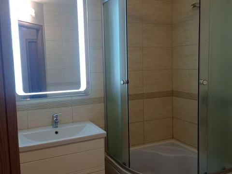 квартира за адресою Валентинівська вул. (Блюхера), 11