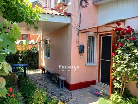 будинок за адресою Молодіжна вул., 9