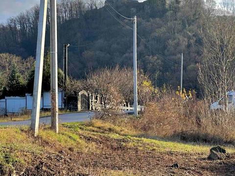 участок по адресу Ужанська