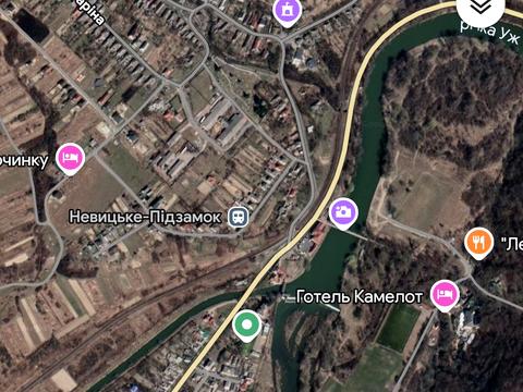 участок по адресу Ужанська