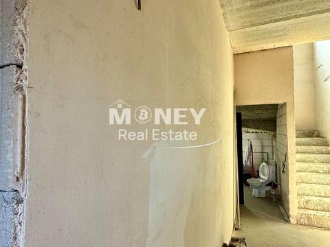 дом по адресу Вышгородская ул.