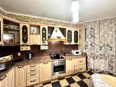 квартира за адресою Бориса Гмирі вул., 8-Б