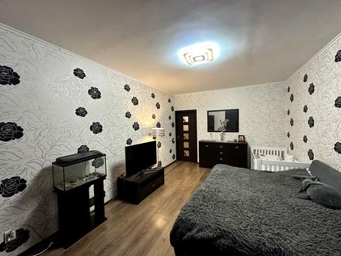 квартира за адресою Бориса Гмирі вул., 8-Б