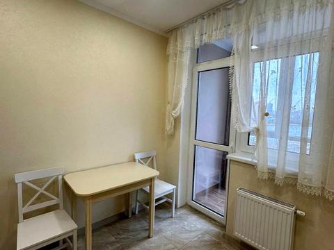 квартира за адресою Ревуцького вул., 40-Б