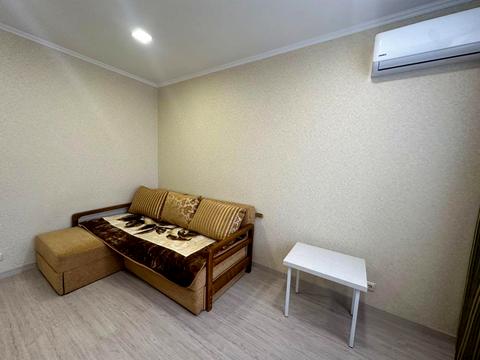 квартира за адресою Ревуцького вул., 40-Б