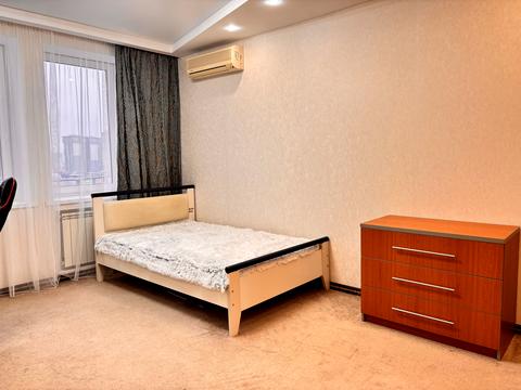 квартира по адресу Миколы Бажана просп., 12