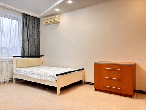 квартира по адресу Миколы Бажана просп., 12