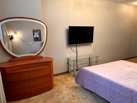 квартира по адресу Миколы Бажана просп., 12