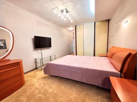 квартира по адресу Миколы Бажана просп., 12