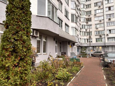 квартира по адресу Миколы Бажана просп., 12