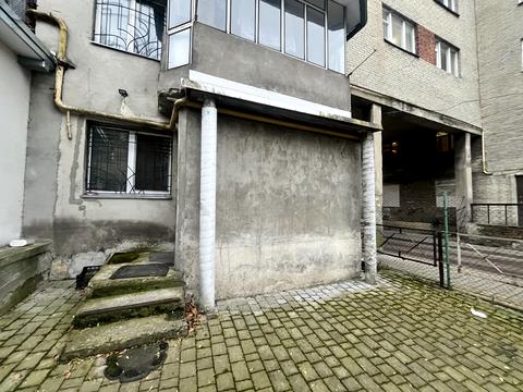 комерційна за адресою В'ячеслава Чорновола просп. (), 43