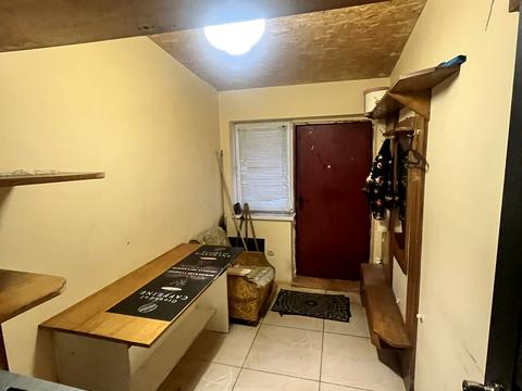 комерційна за адресою В'ячеслава Чорновола просп. (), 43