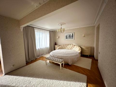 квартира по адресу Леси Украинки бульв., 21