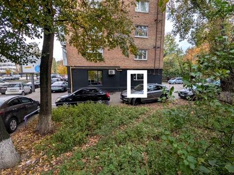 комерційна за адресою Володимиро-Либідська вул., 22