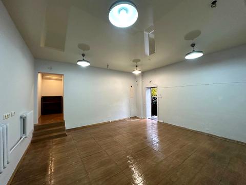 комерційна за адресою Київ, Володимиро-Либідська вул., 22