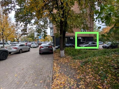 комерційна за адресою Київ, Володимиро-Либідська вул., 22