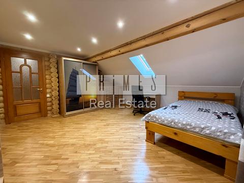 будинок за адресою Радистів вул., 8