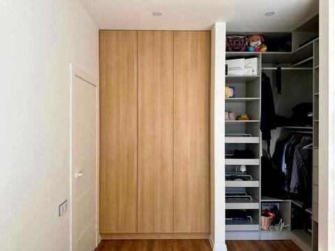 квартира по адресу Івана Світличного ул. (Петровського), 4