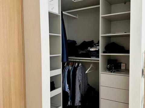 квартира по адресу Івана Світличного ул. (Петровського), 4